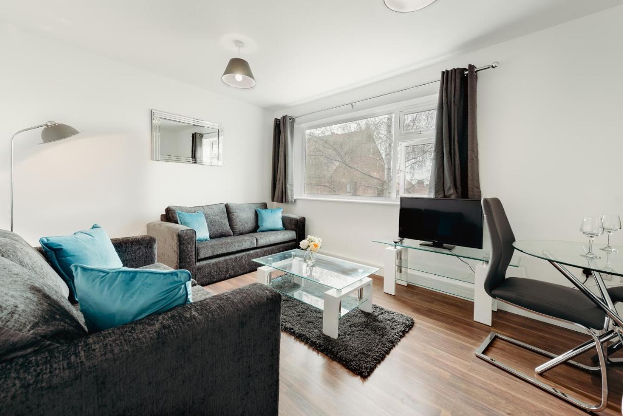 Arlan Apartments Comfort And Ease, هينكلي المظهر الخارجي الصورة