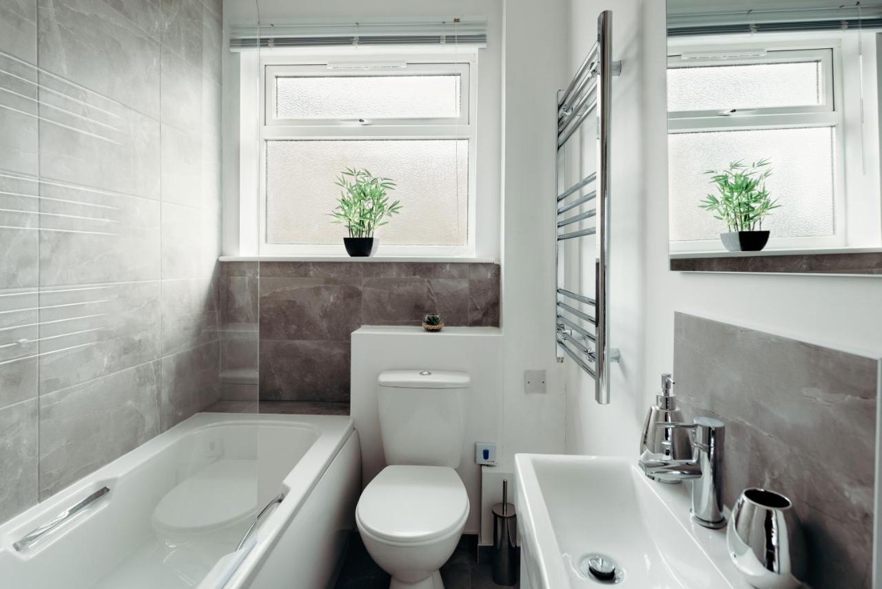 Arlan Apartments Comfort And Ease, هينكلي المظهر الخارجي الصورة