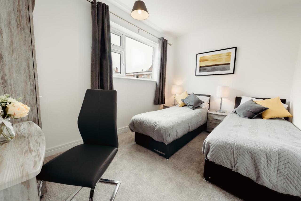 Arlan Apartments Comfort And Ease, هينكلي المظهر الخارجي الصورة